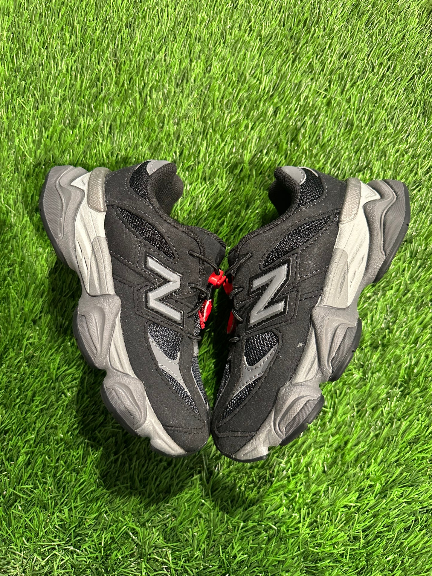 New Balance 9060 Black Grey (TD)