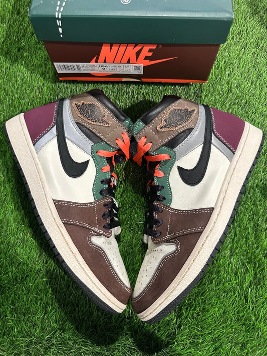 Jordan 1 Retro High OG Hand Crafted SIZE 9.5M/11W