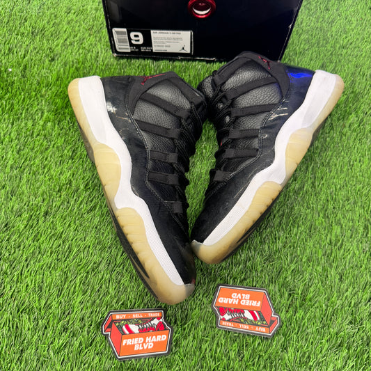 Jordan 11 Retro 72-10 SIZE 9M/10.5W