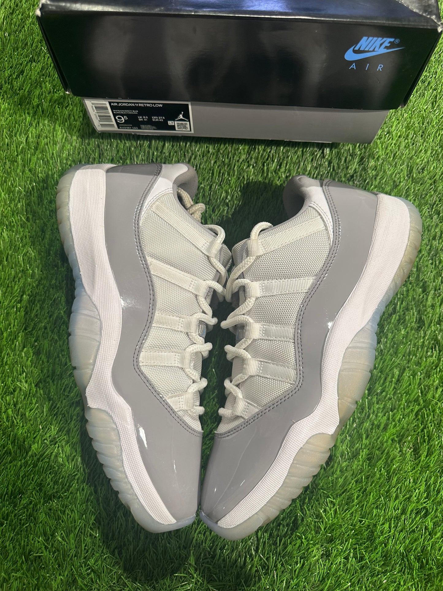 Jordan 11 Retro Low Cement Grey