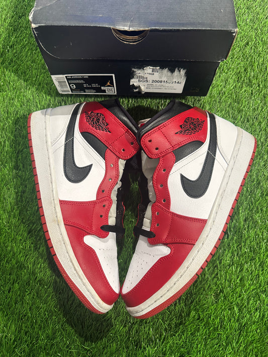 Jordan 1 Mid Chicago (2020)
