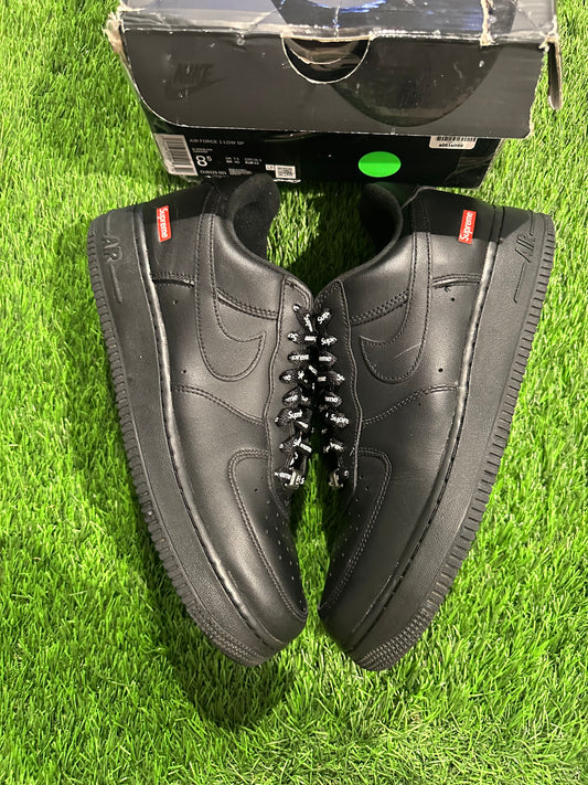 Nike Air Force 1 Low Supreme Black