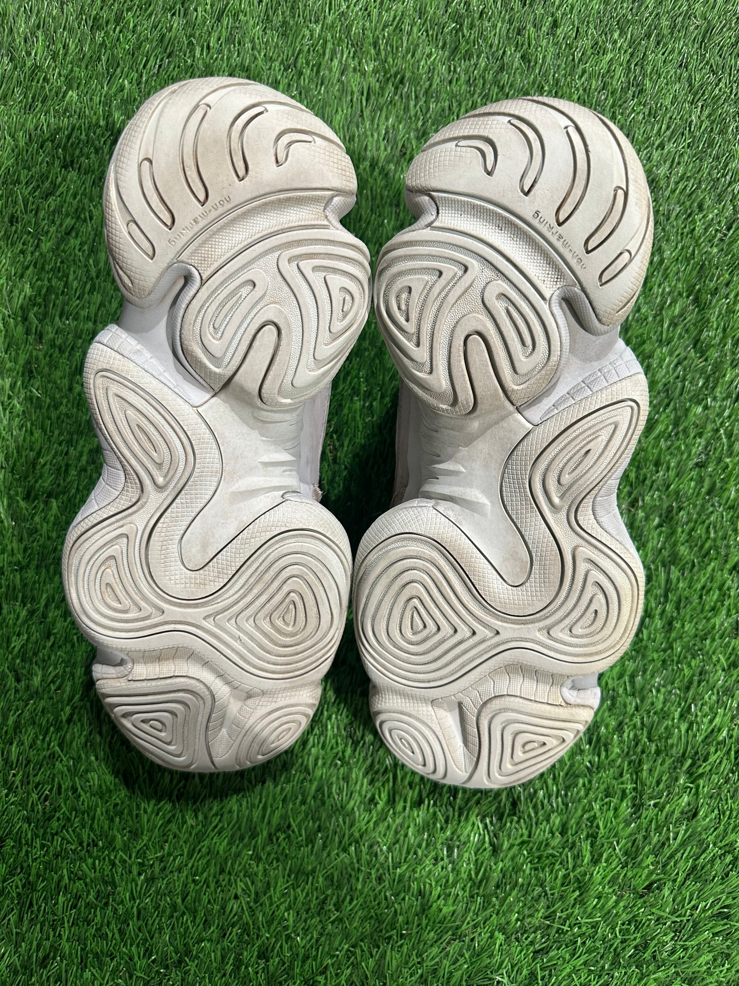 adidas Yeezy 500 Salt