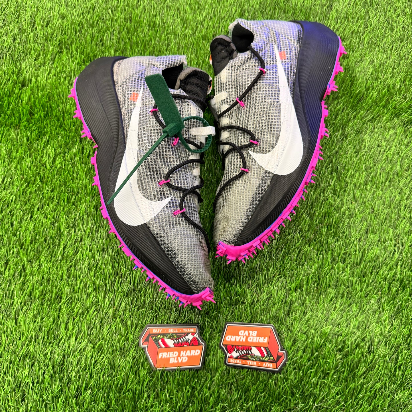 Zoom Terra Kiger 5 Off-White Black (Women's) SIZE 12.5M/14W