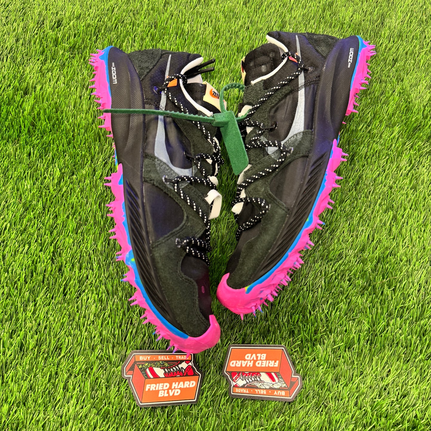 Vapor Street Off-White Black Laser Fuchsia (Women's) SIZE 12.5M/14W