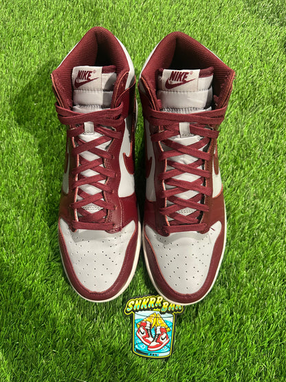 Dunk High Retro Dark Beetroot SIZE 10.5M/12W