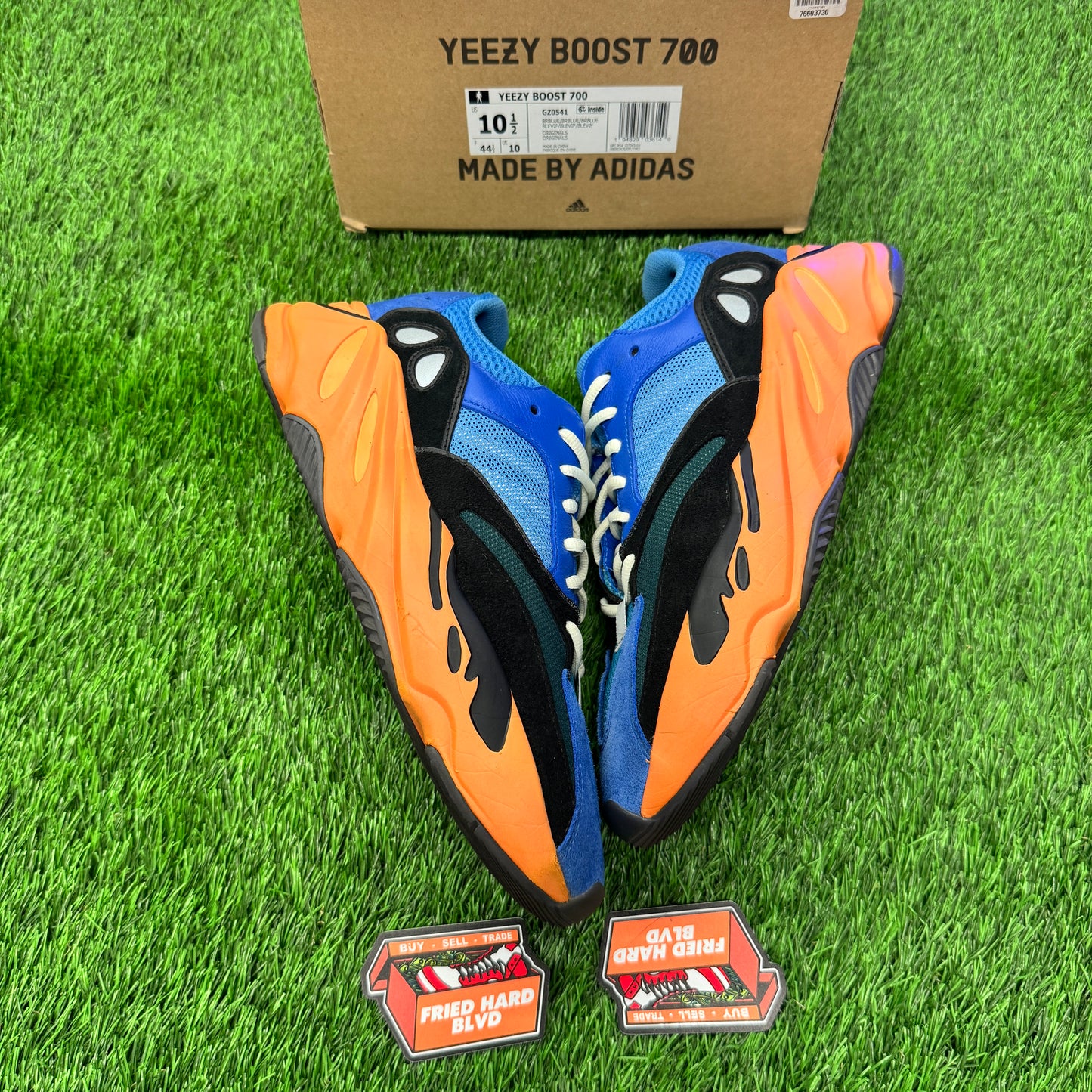 adidas Yeezy Boost 700 Bright Blue SIZE 10.5M/12W