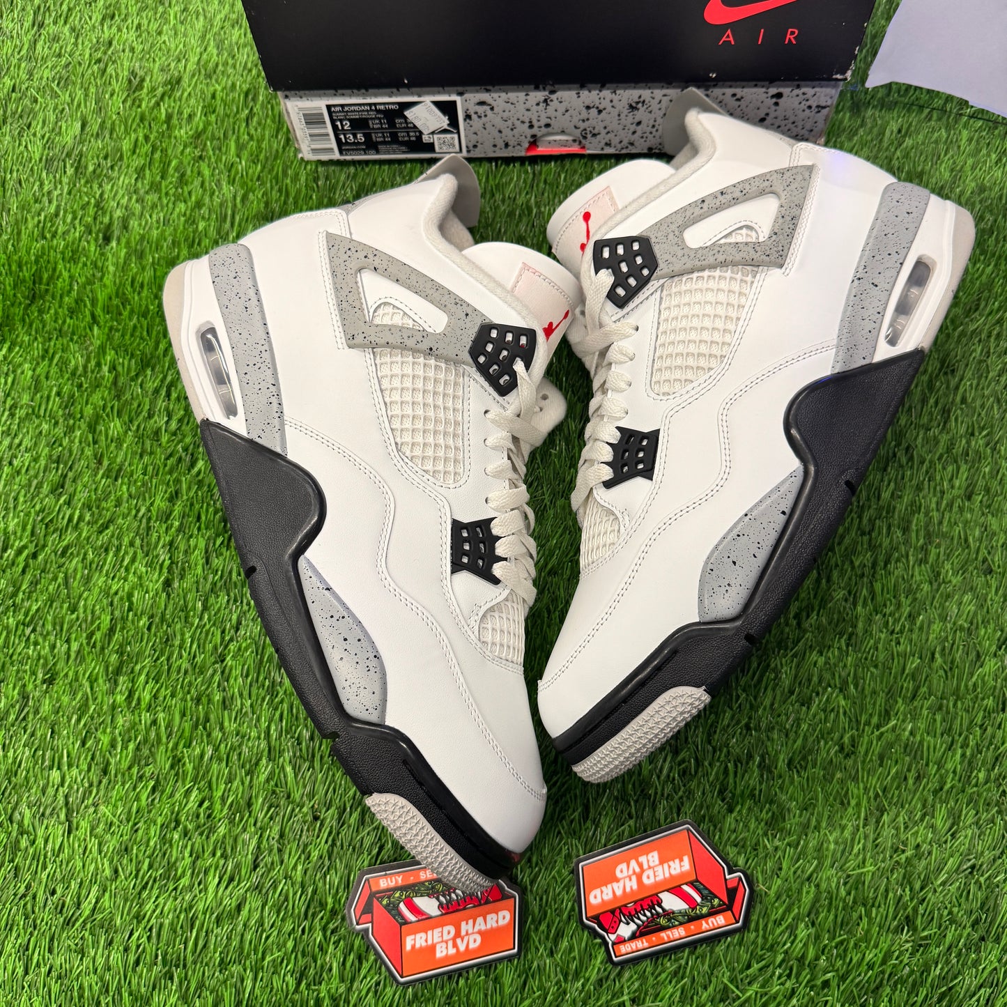 Jordan 4 Retro White Cement (2025) SIZE 12M/13.5W