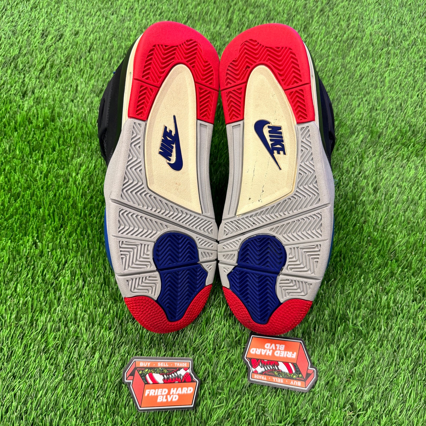 Jordan 4 Retro Rare Air (White Lettering) SIZE 9.5M/11W