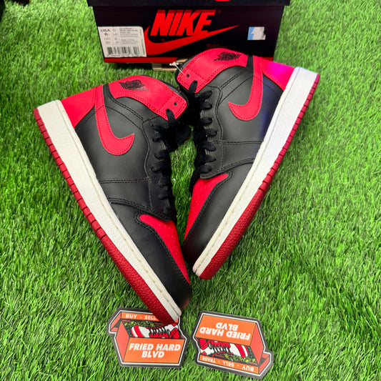 Jordan 1 Retro Bred (2013) (GS) SIZE 6Y/7.5W
