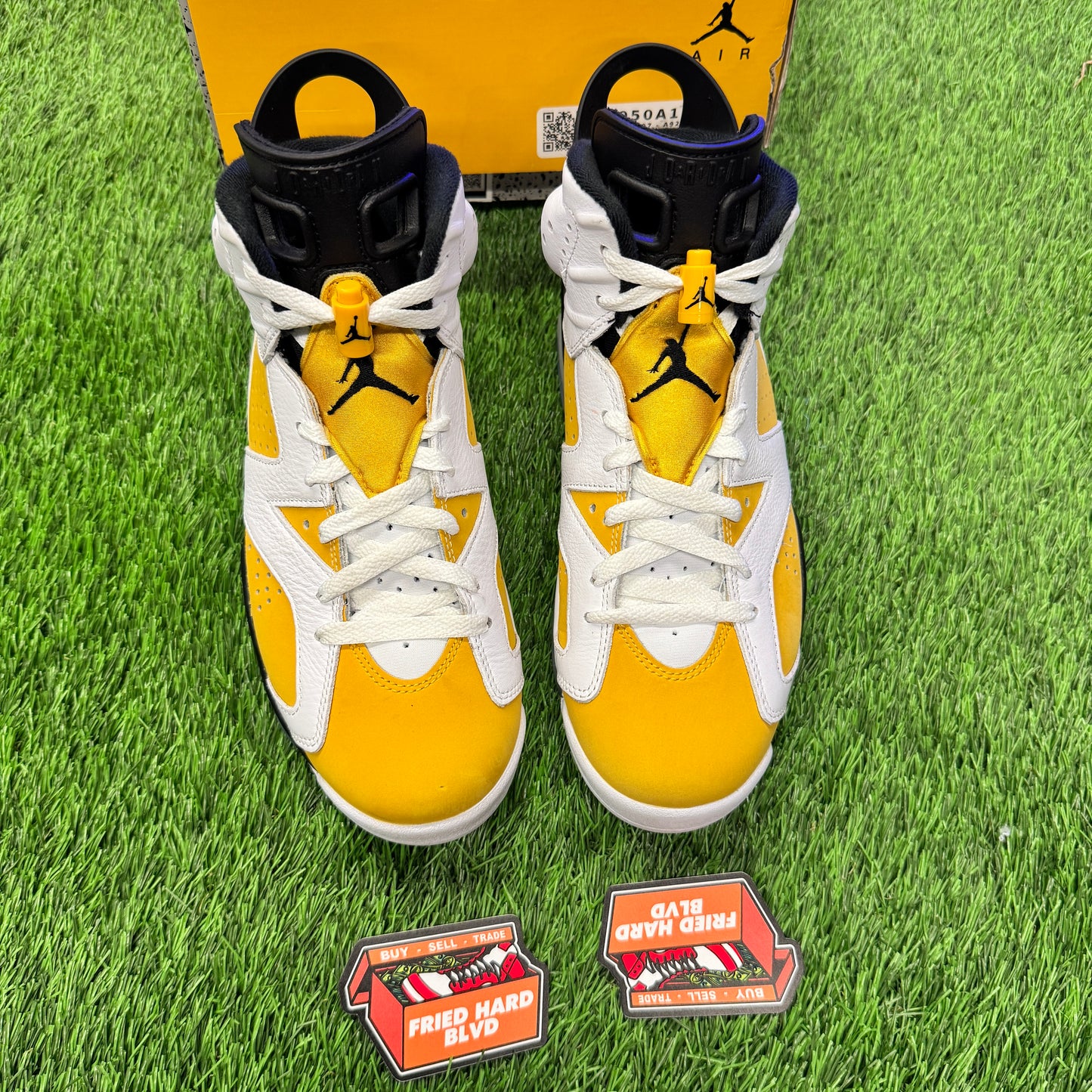 Jordan 6 Retro Yellow Ochre SIZE 8M/9.5W