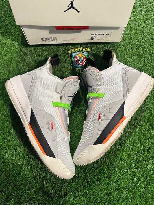Jordan XXXIII Vast Grey