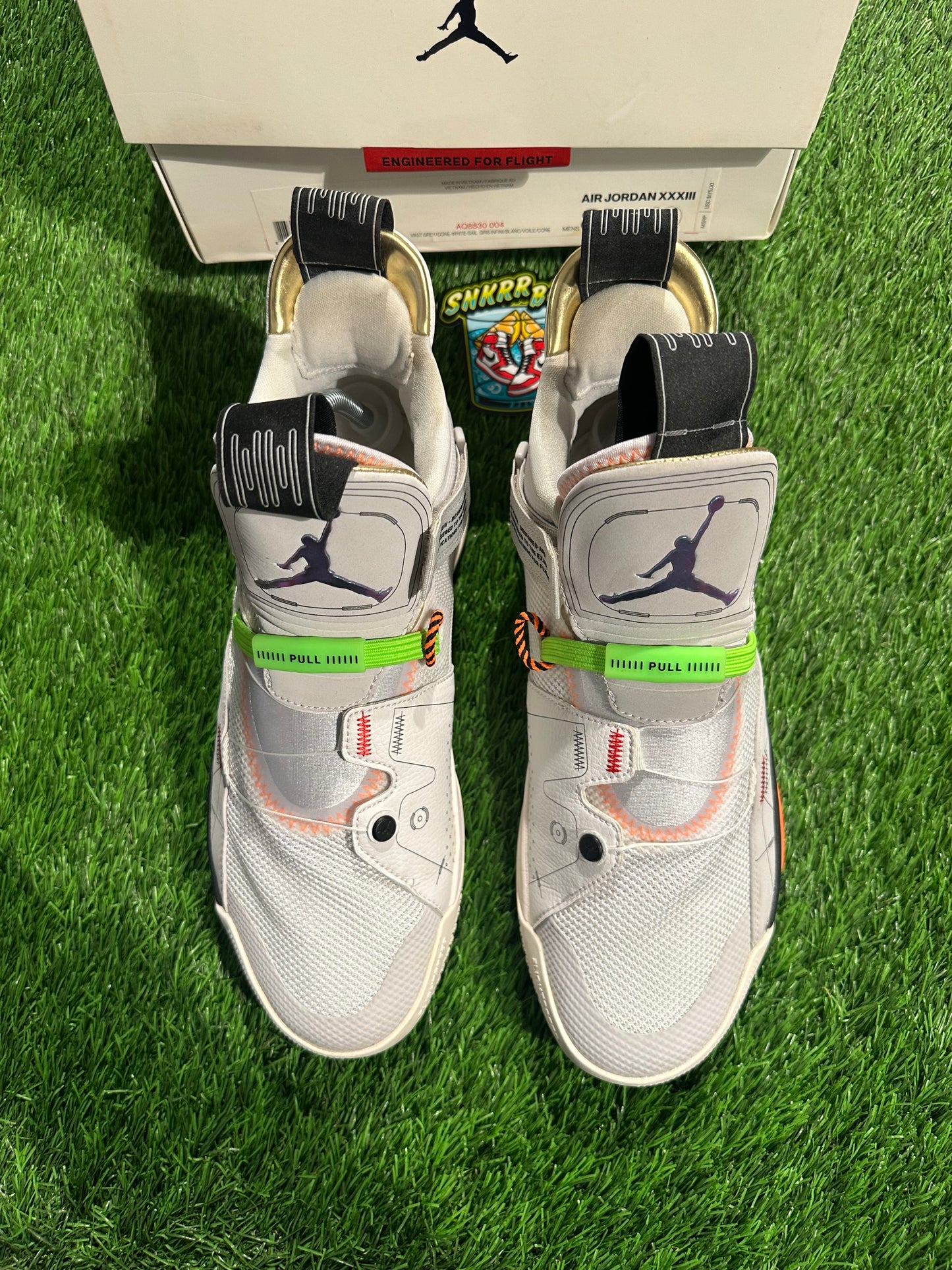 Jordan XXXIII Vast Grey