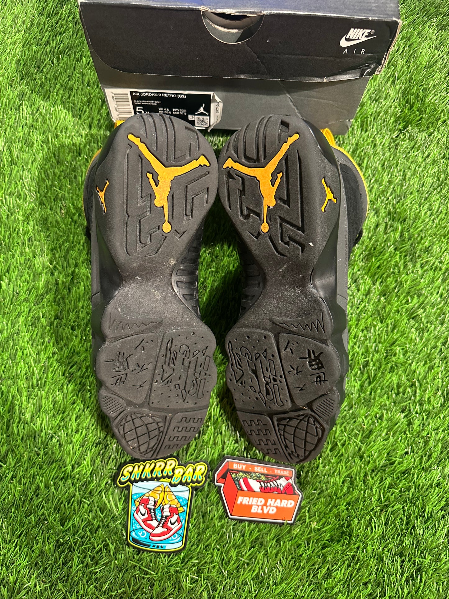 Jordan 9 Retro Dark Charcoal University Gold (GS)