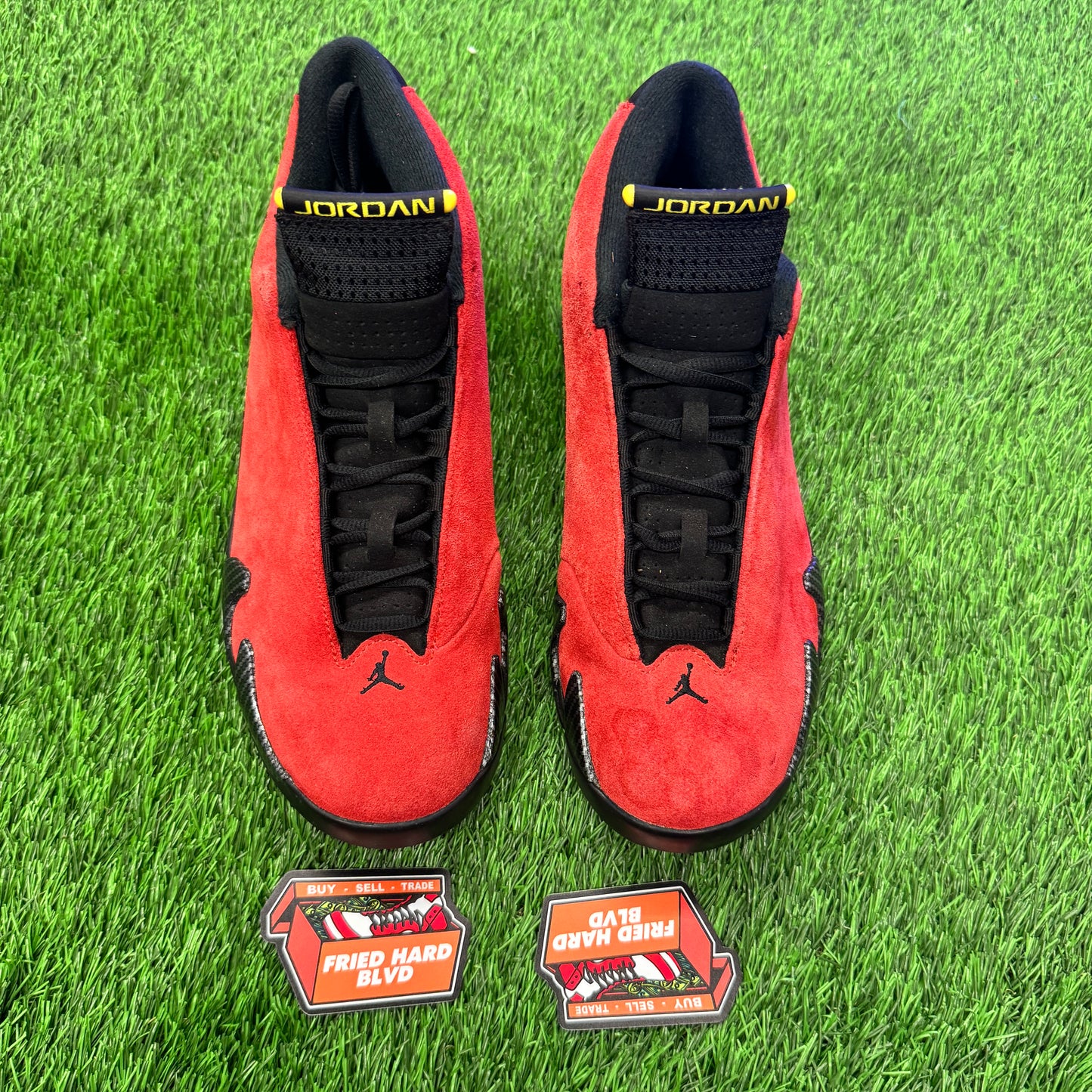 Jordan 14 Retro Ferrari (2025) SIZE 9.5M/11W