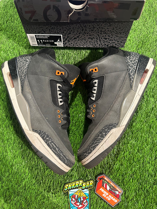 Jordan 3 Retro Fear Pack (2023)