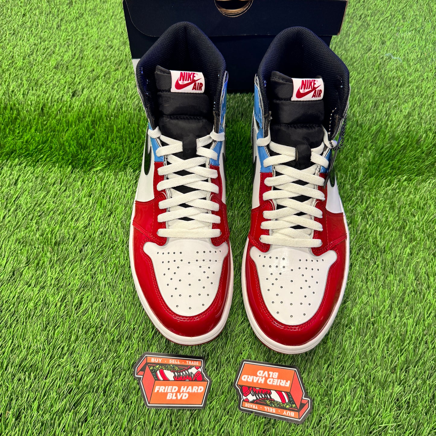 Jordan 1 Retro High Fearless UNC Chicago SIZE 11M/12.5W