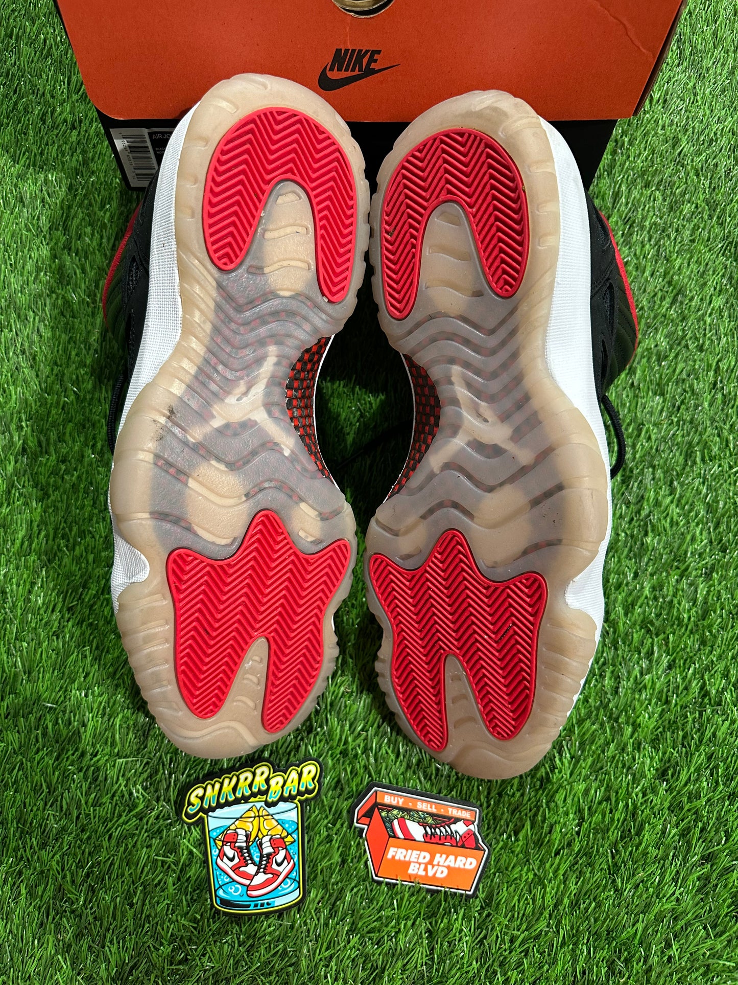 Jordan 11 Retro Low IE Bred (2021)