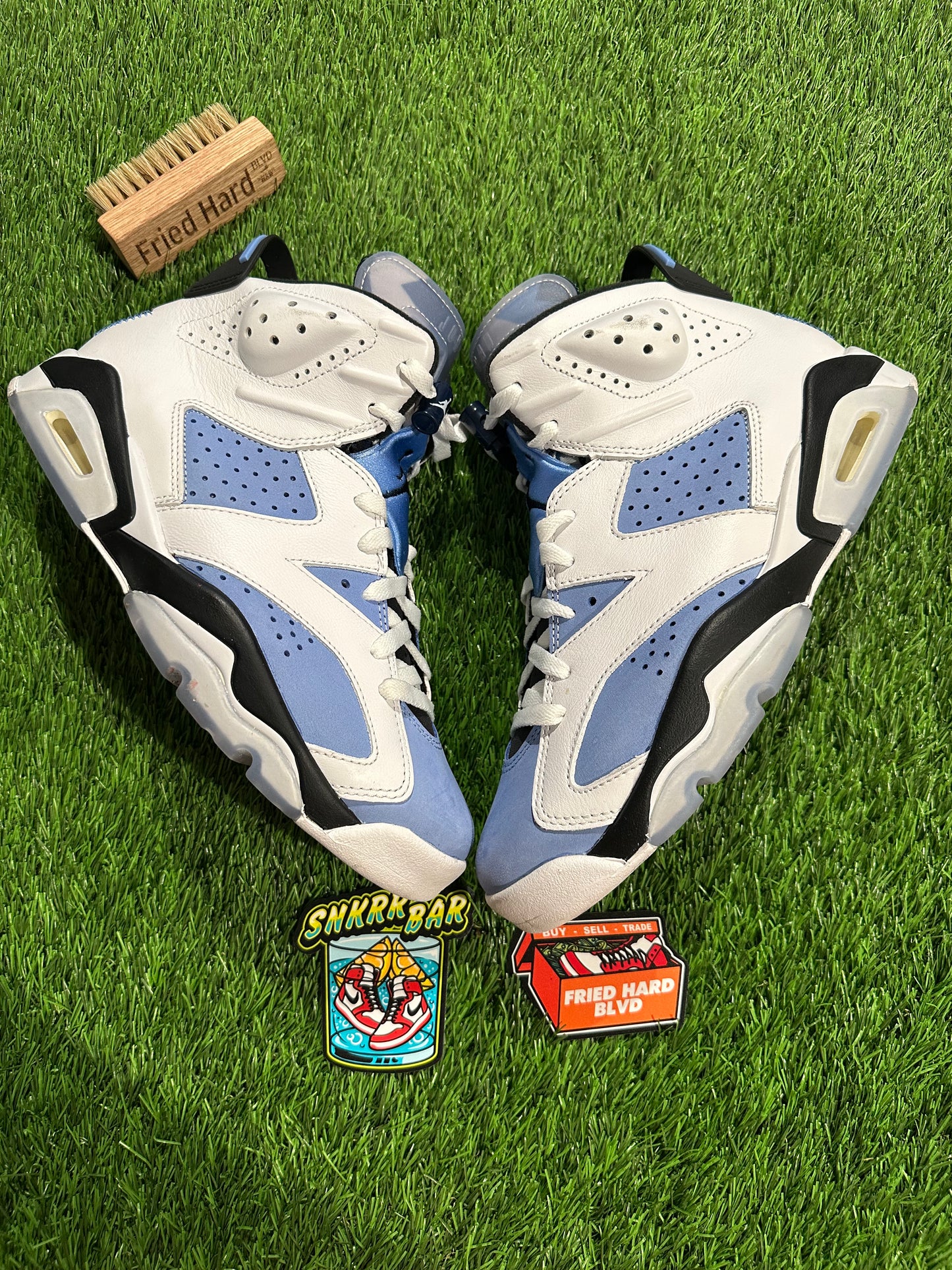 Jordan 6 Retro UNC White