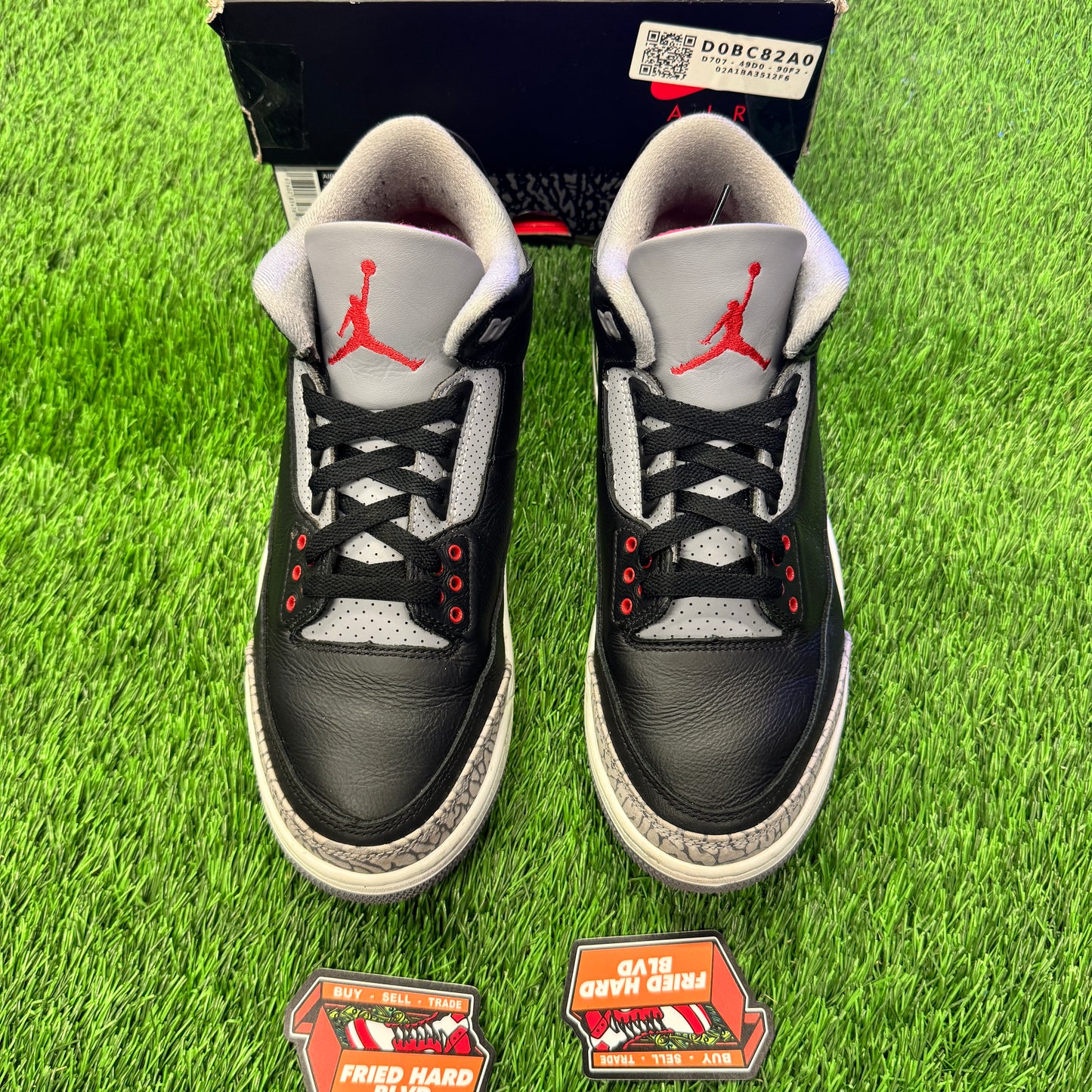 Jordan 3 Retro OG Black Cement (2024) SIZE 9M/10.5W