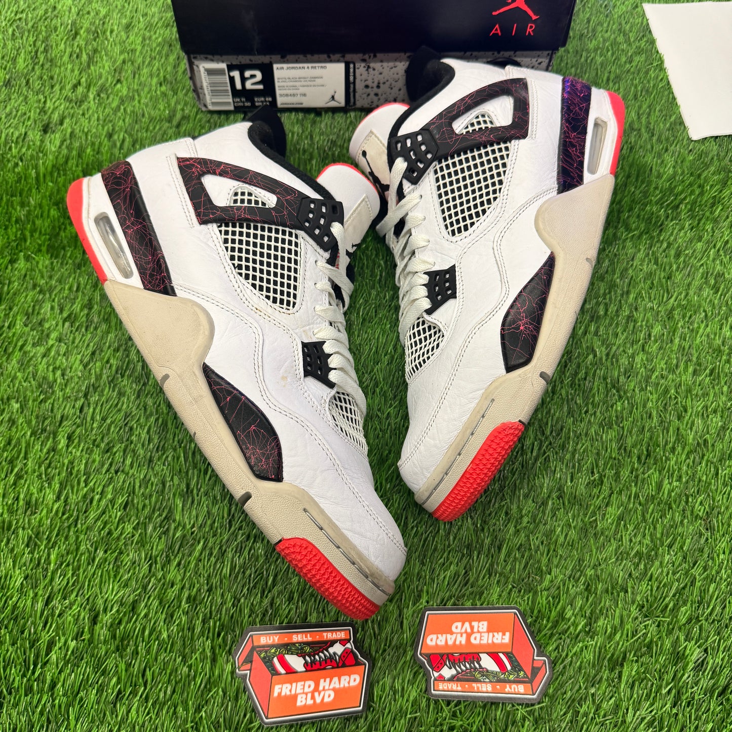 Jordan 4 Retro Flight Nostalgia SIZE 12M/13.5W