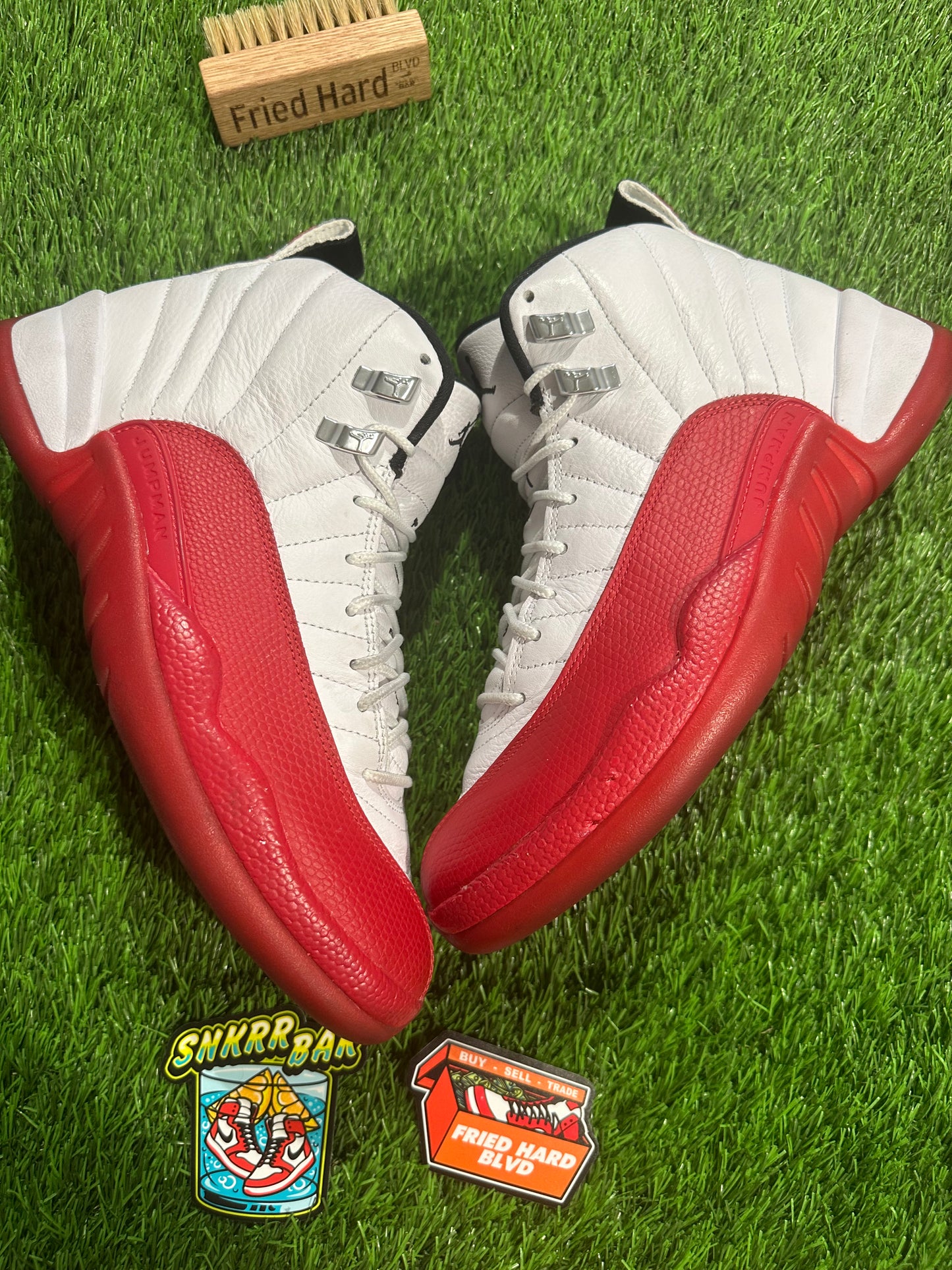 Jordan 12 Retro Cherry (2023) SIZE 8M/9.5W