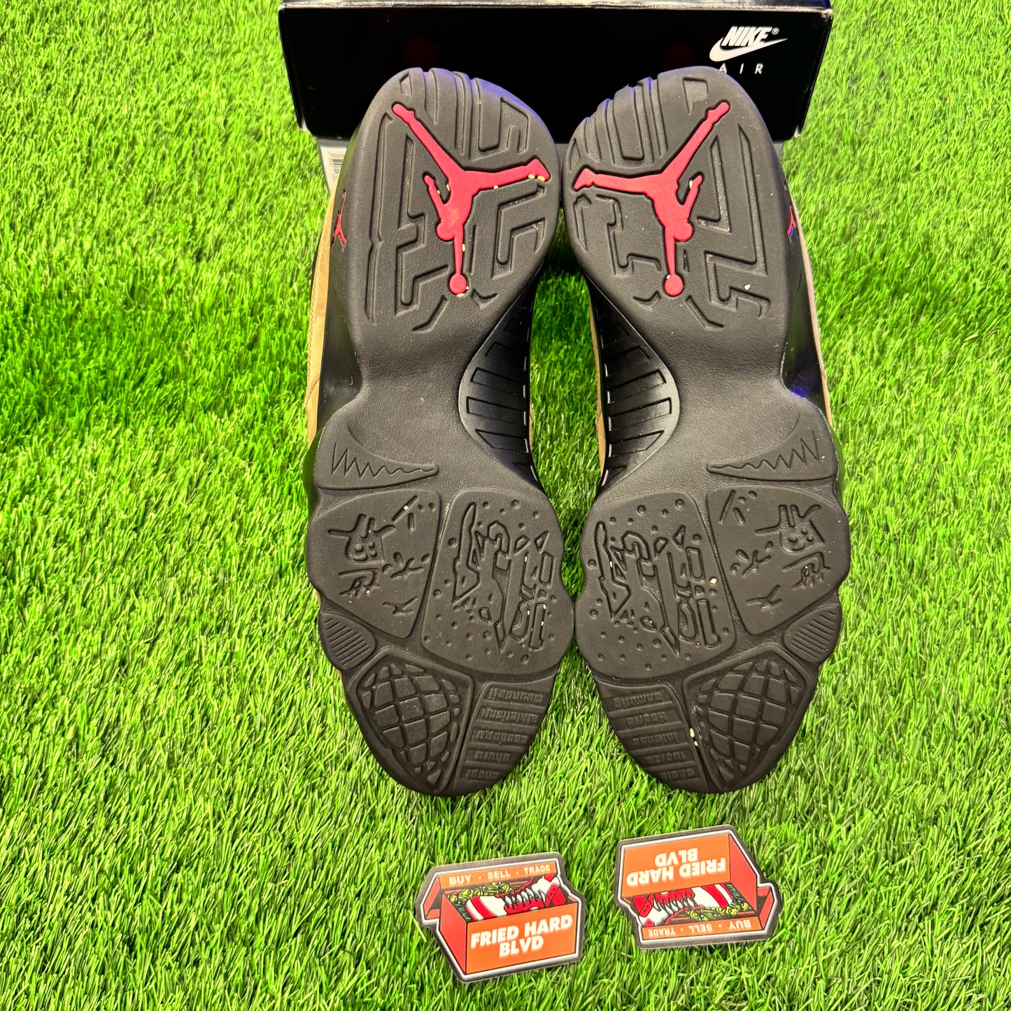 Jordan 9 Retro Olive (2024) SIZE 13M/14.5W