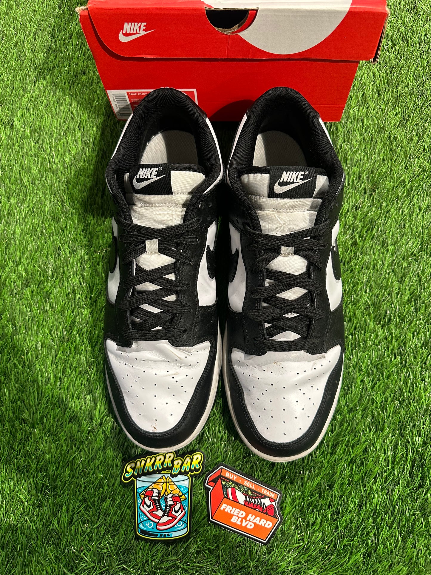 Nike Dunk Low Retro White Black Panda