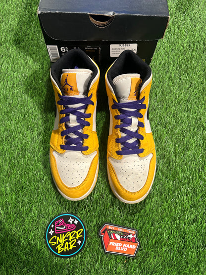 Jordan 1 Mid SE Lakers (GS)