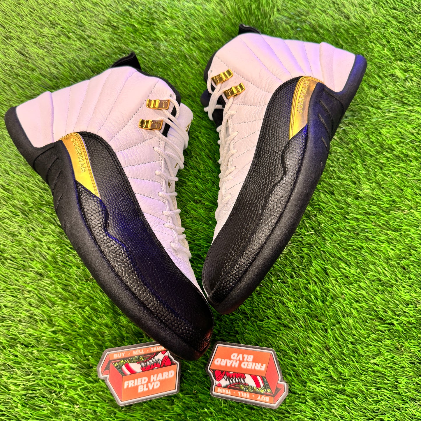 Jordan 12 Retro Royalty Taxi SIZE 9M/10.5W