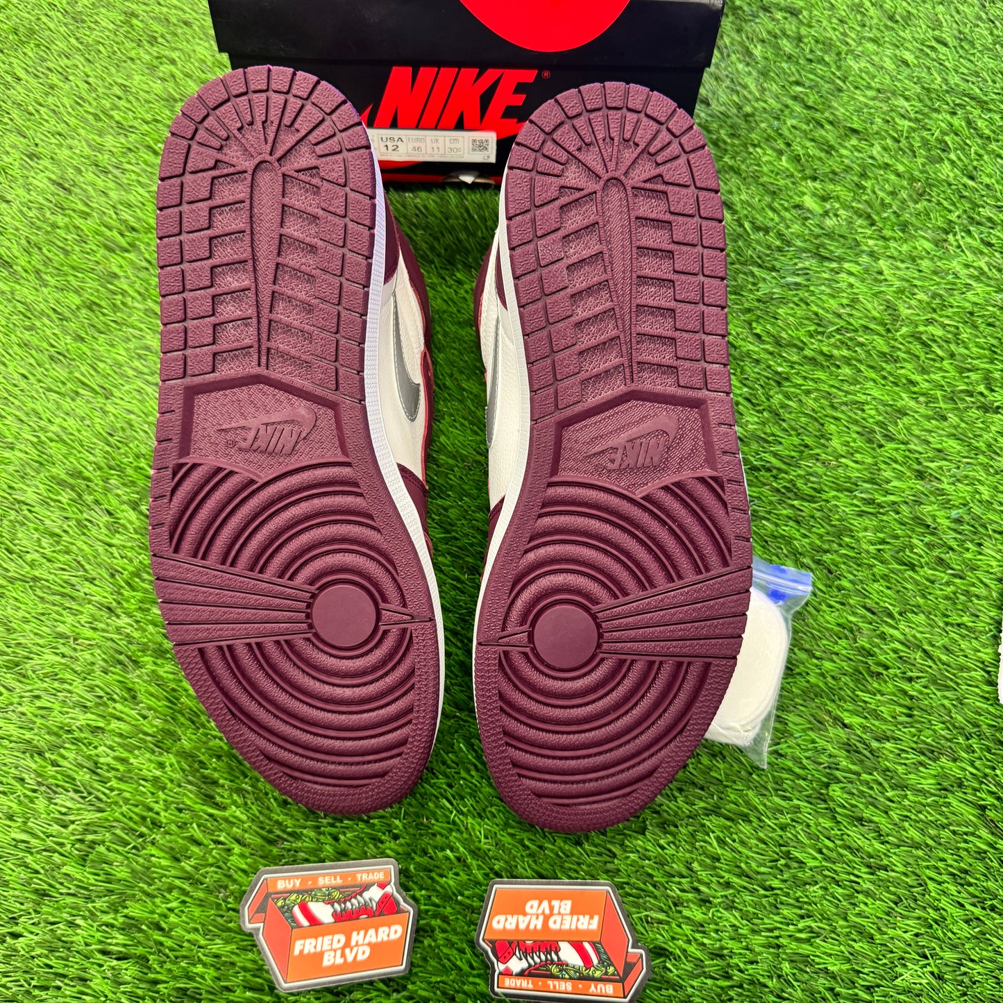 Jordan 1 Retro High OG Bordeaux SIZE 12M/13.5W