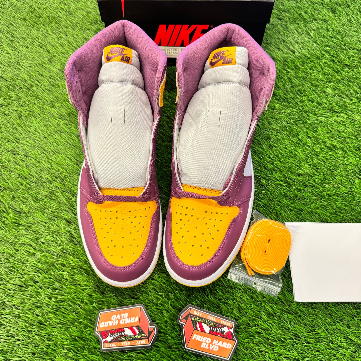 Jordan 1 Retro High OG Brotherhood SIZE 12M/13.5W