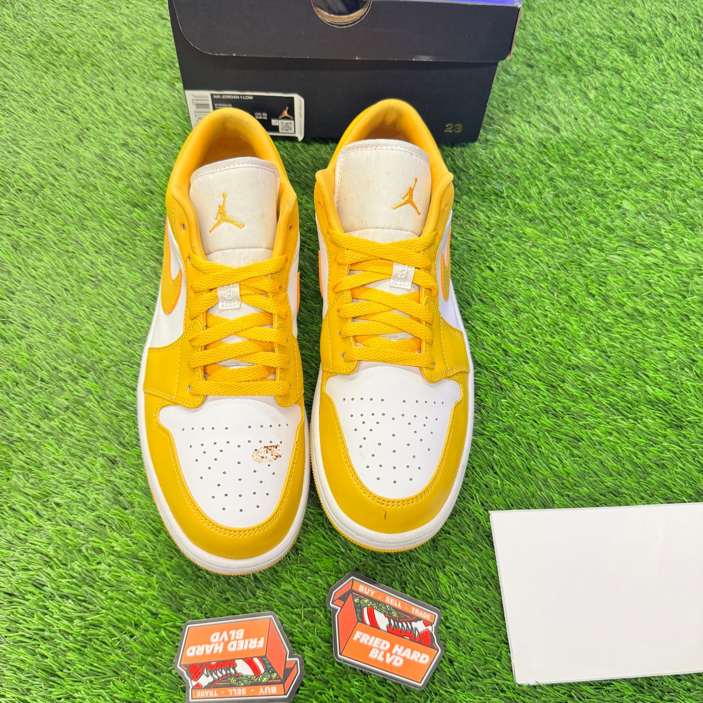 Jordan 1 Low Pollen SIZE 12M/13.5W