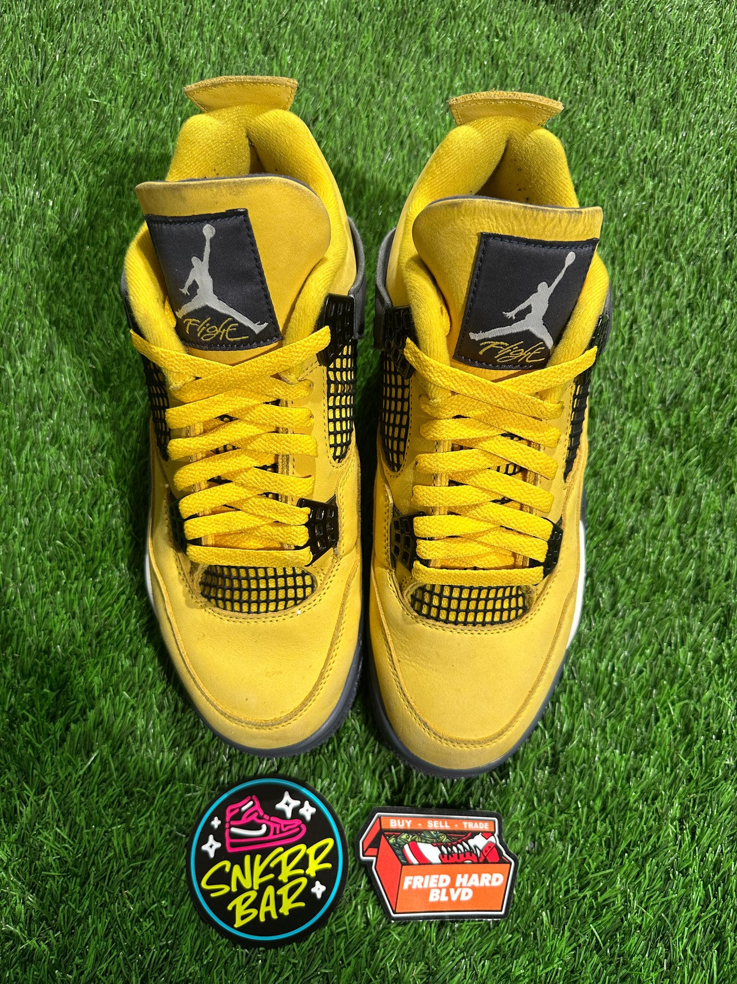 Jordan 4 Retro Lightning (2021)