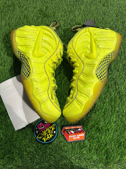Nike Air Foamposite Pro Volt
