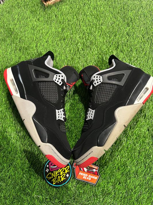 Jordan 4 Retro Bred (2019)