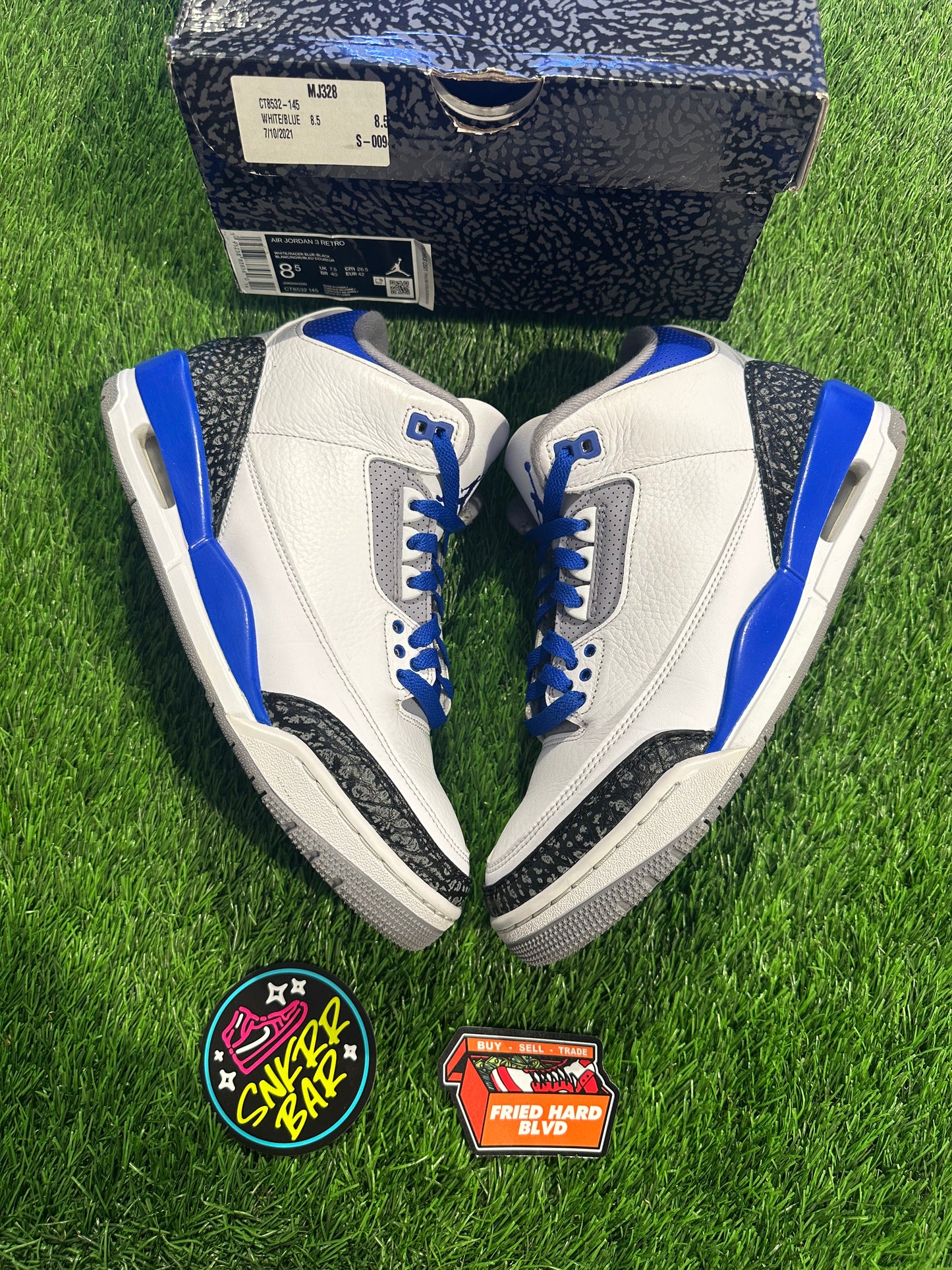 Jordan 3 Retro Racer Blue SIZE 10.5M/12W