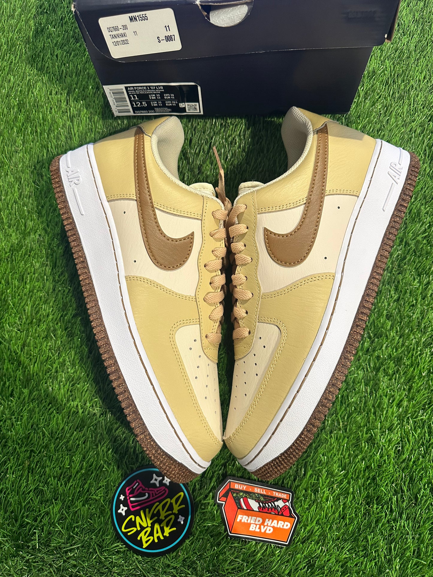 Nike Air Force 1 Low '07 LV8 Pearl White Sesame
