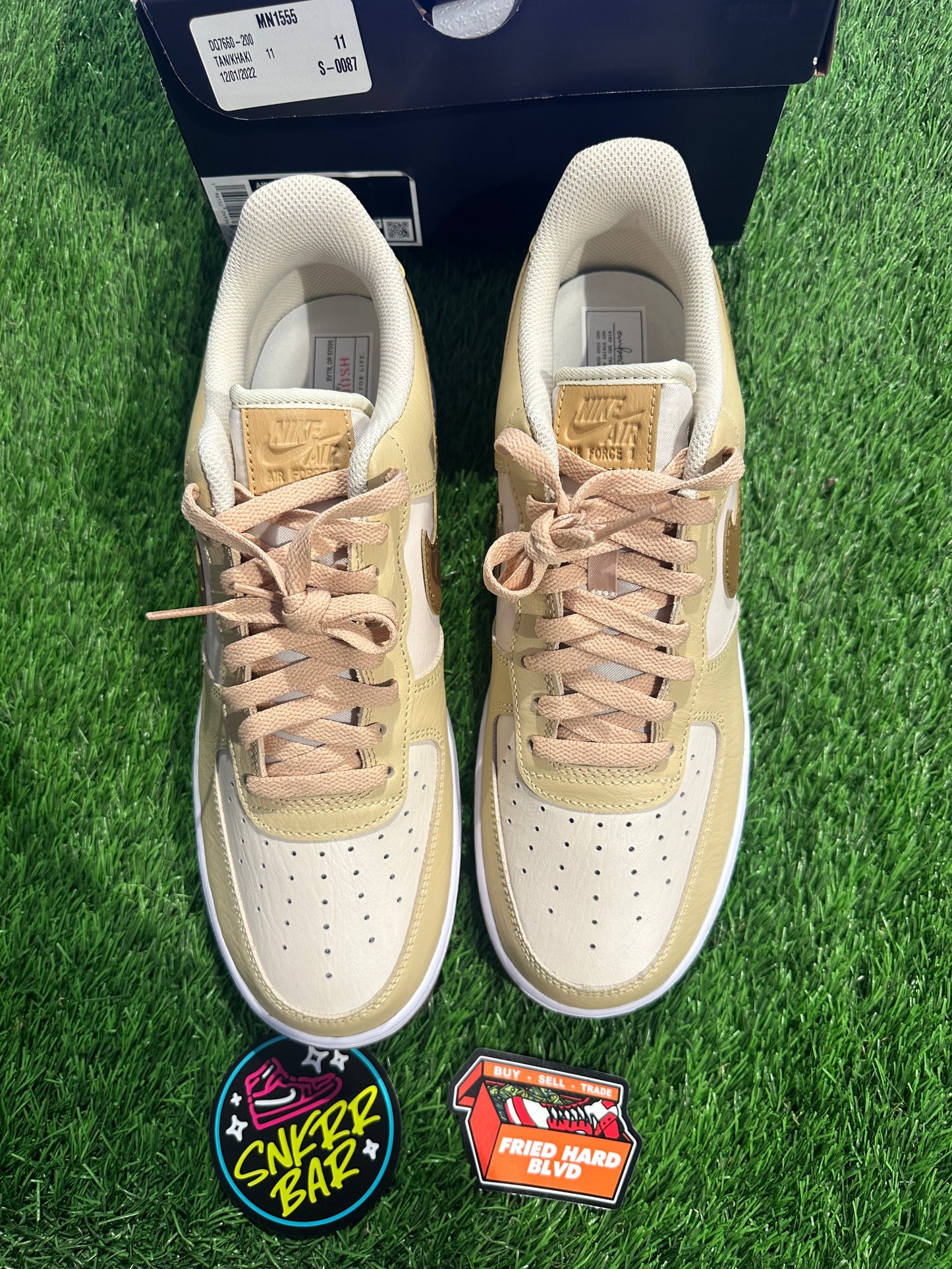 Nike Air Force 1 Low '07 LV8 Pearl White Sesame