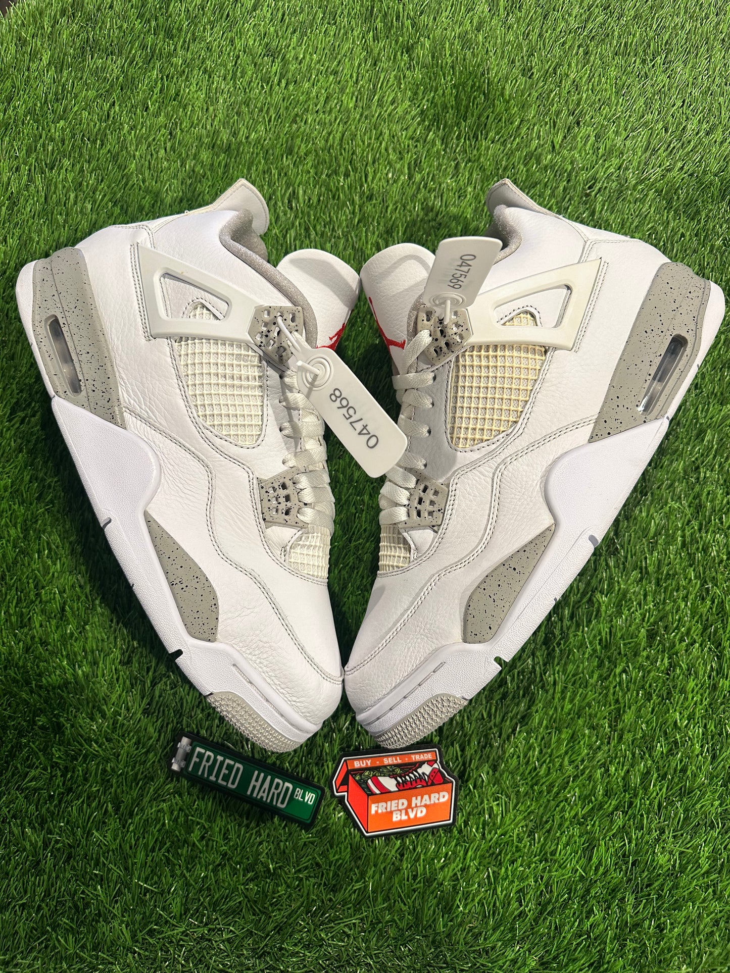 Jordan 4 Retro White Oreo (2021)