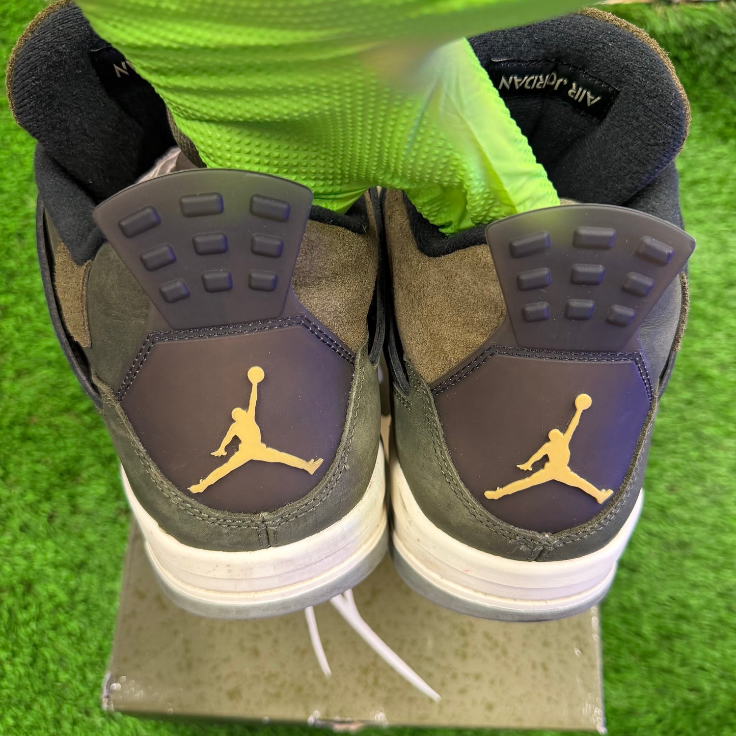 Air Jordan 4 Retro SE 'Craft Olive’
