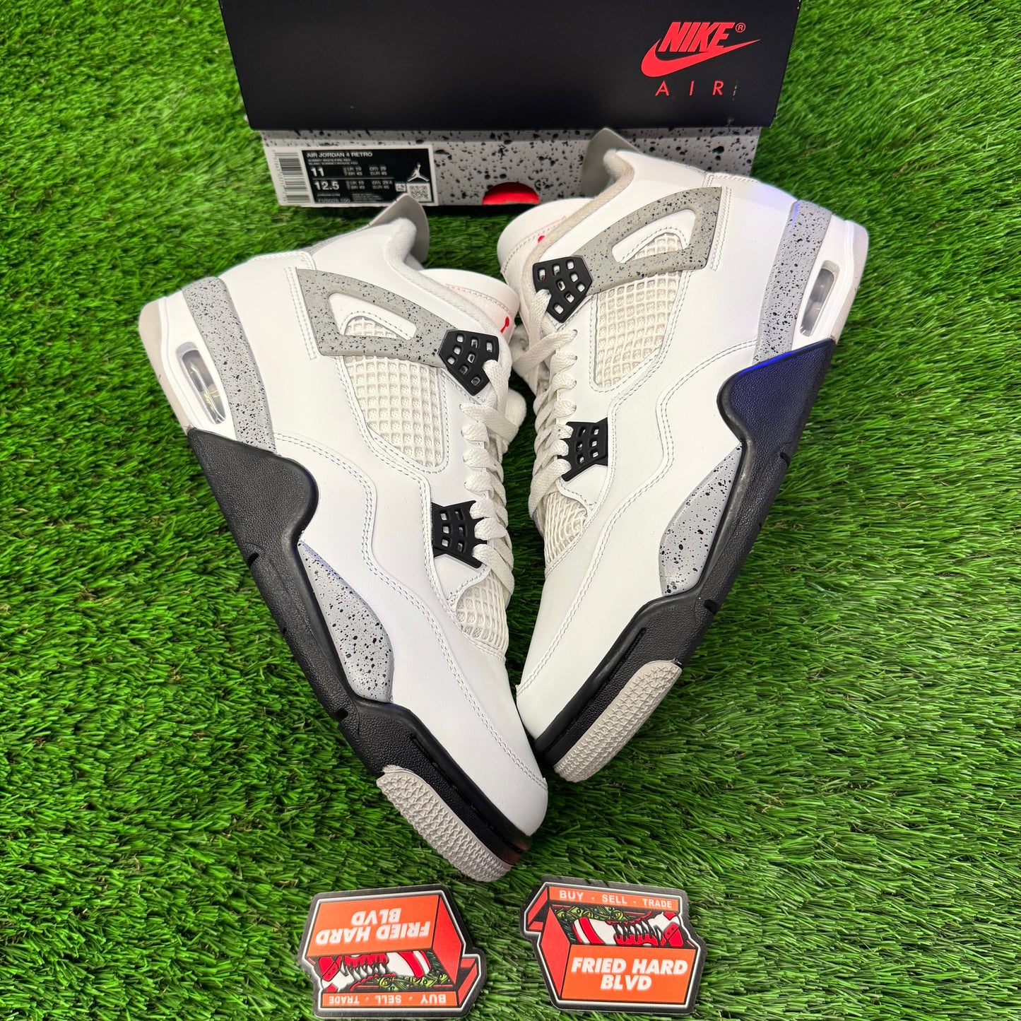 Jordan 4 Retro White Cement (2025) SIZE 11M/12.5W