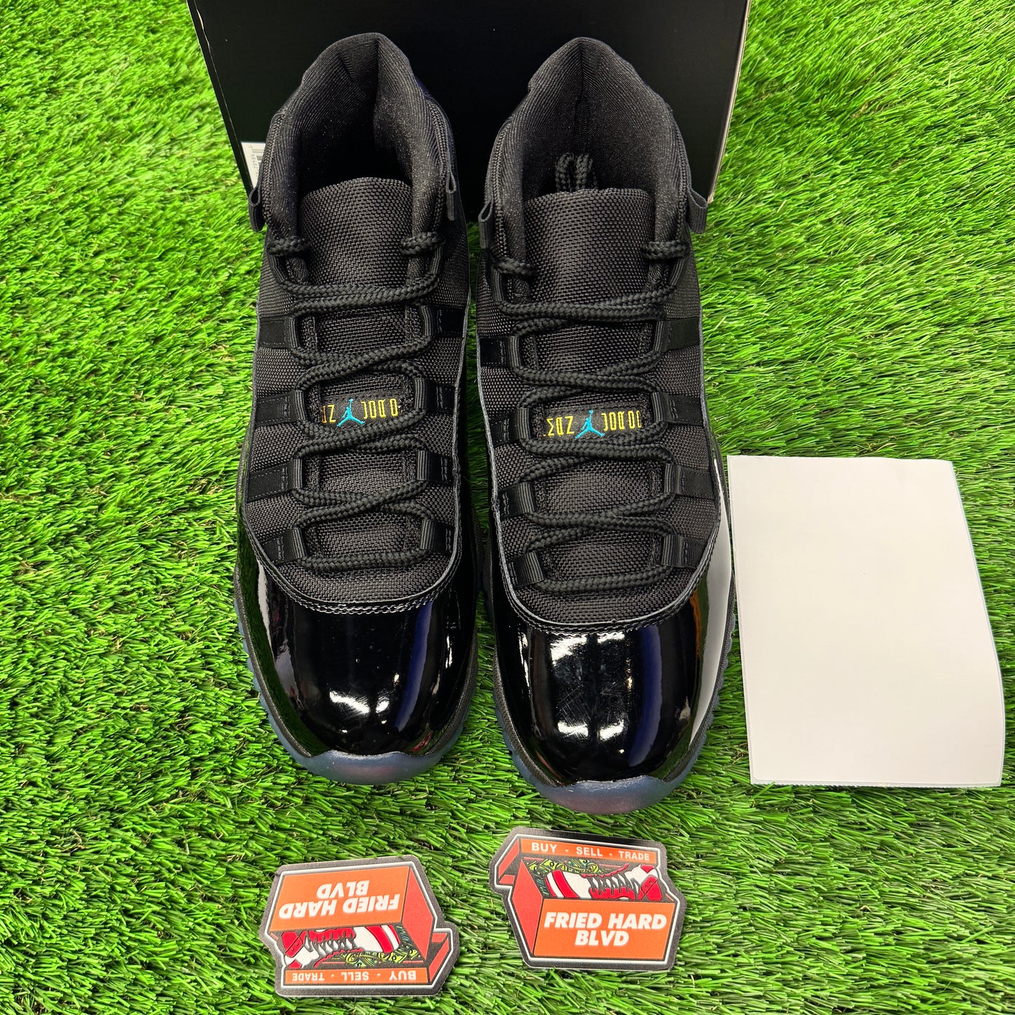Jordan 11 Retro Gamma Blue (2025) SIZE 9M/10.5W