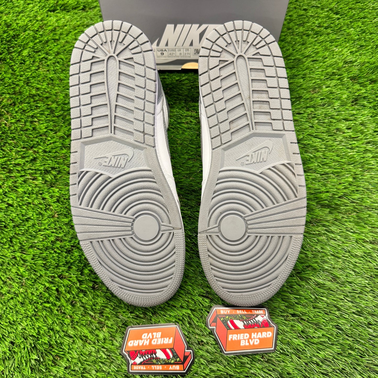 Jordan 1 Retro High OG Stealth SIZE 9M/10.5W