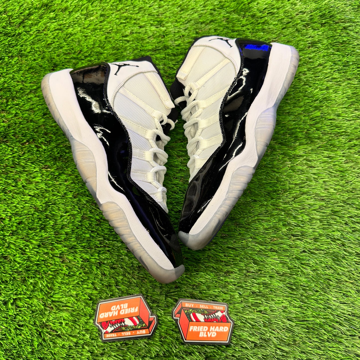 Jordan 11 Retro Concord (2018) SIZE 11M/12.5W