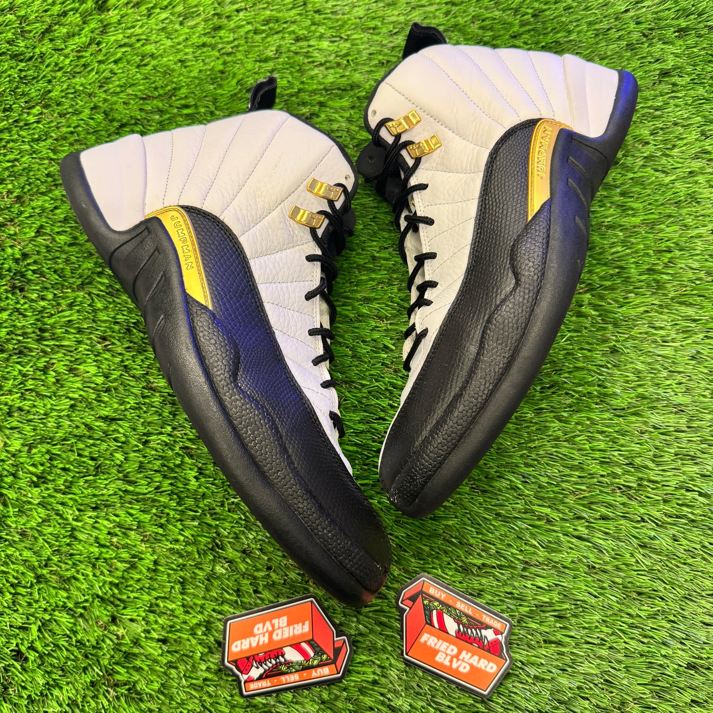 Jordan 12 Retro Royalty Taxi SIZE 12M/13.5W