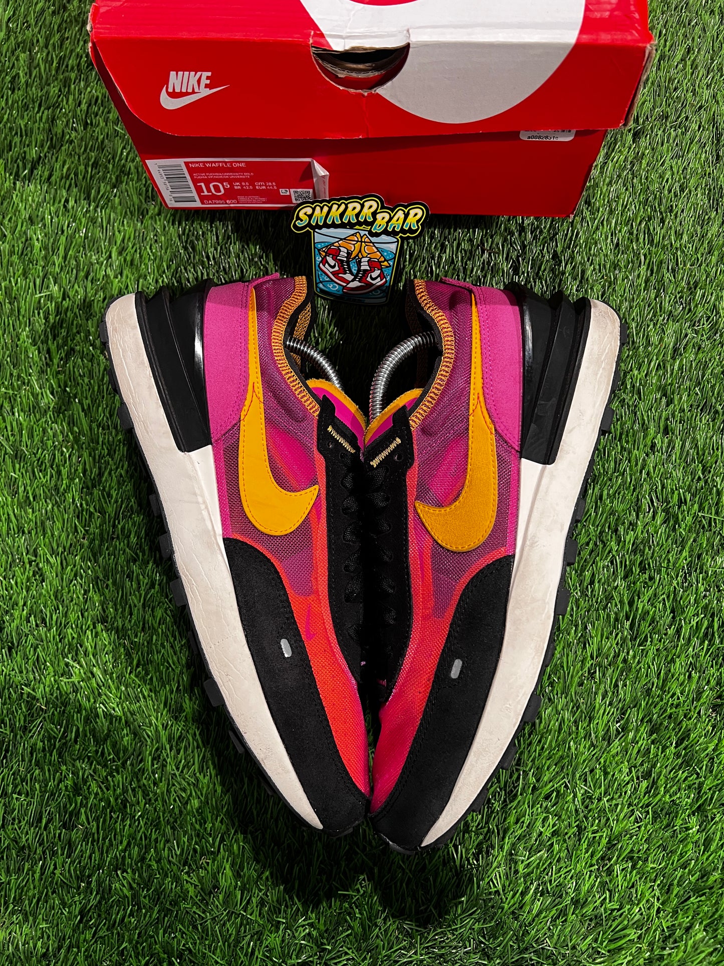 Nike Waffle One Active Fuchsia