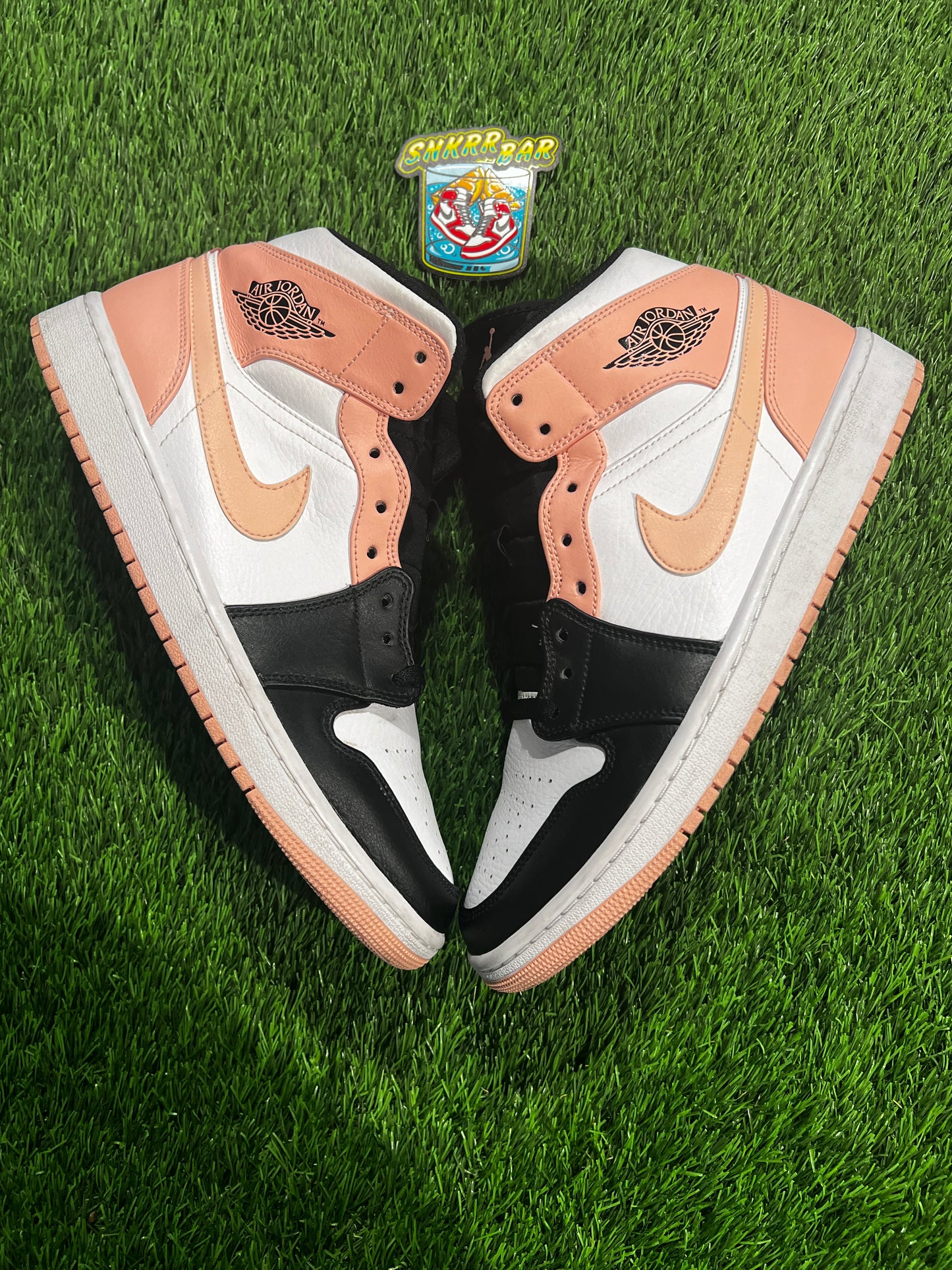 Jordan 1 Mid Arctic Orange Black Toe