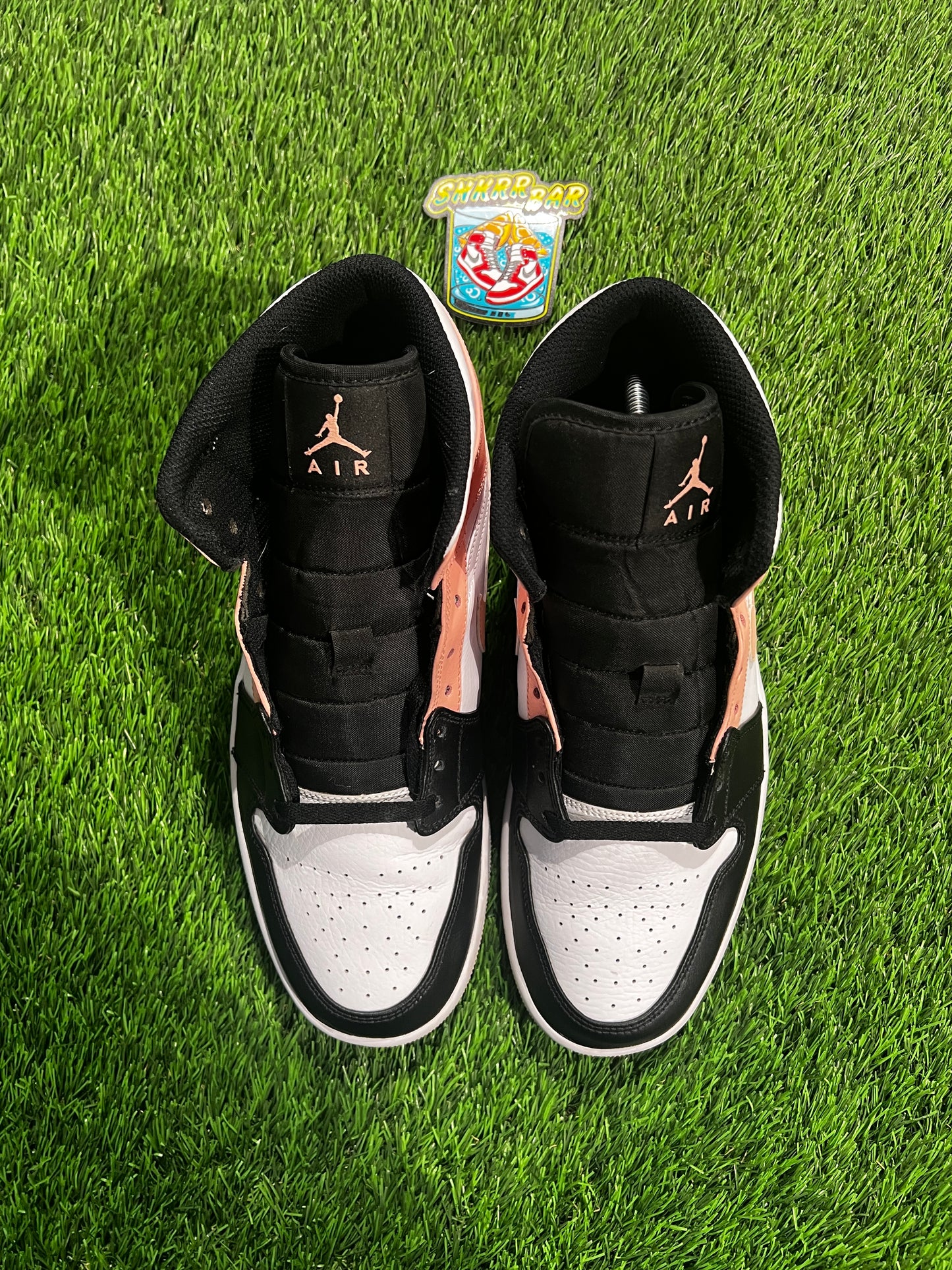 Jordan 1 Mid Arctic Orange Black Toe