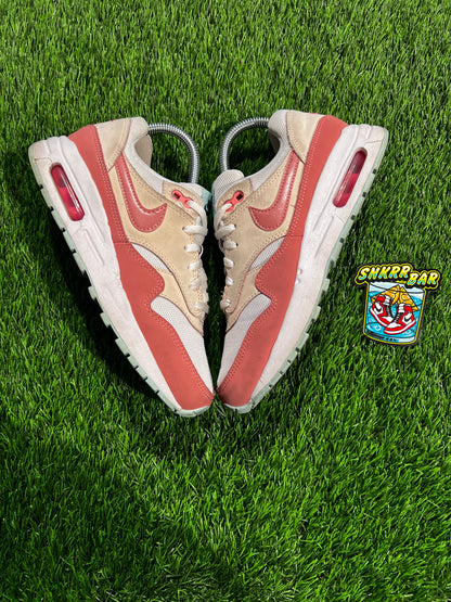Air Max 1 Red Stardust Guava Ice (GS) SIZE 6.5Y/8W